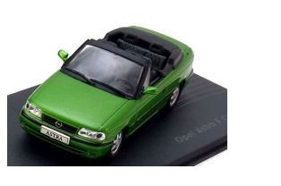 1:43-Atlas Opel Astra Cabrio - green
