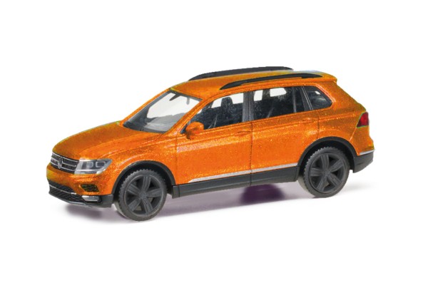 VW Tiguan, habanero orange metallic