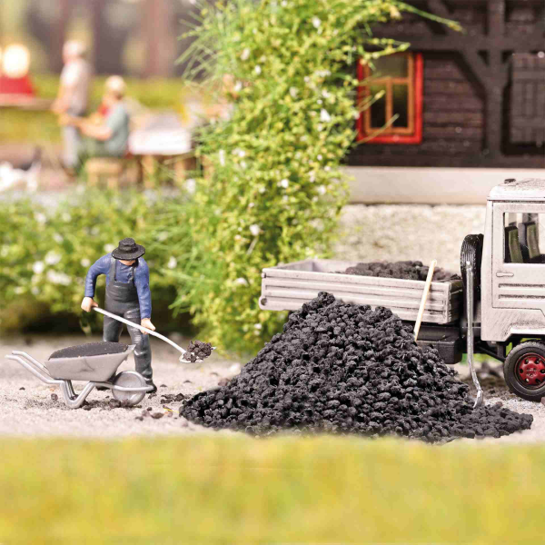 Action-Set: Köhler bei der Arbeit