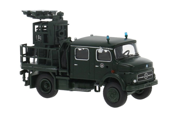 MB LA911 Lichtmastwagen Polizei, grün
