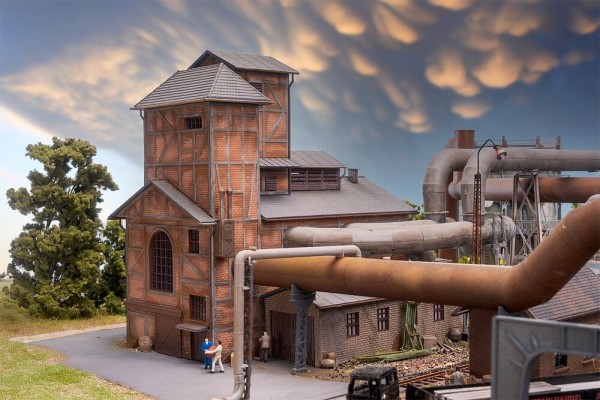 Gebläsehalle mit Rohrleitungen