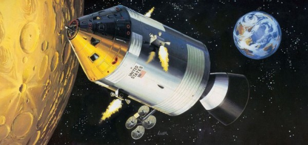1:32-Apollo 11 Spacecraft with Interior
