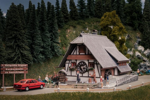 Jubiläumsmodell 1. Weltgrößte Kuckusuhr