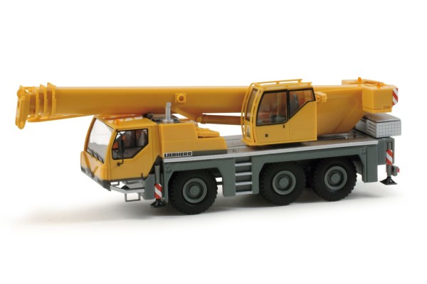 Liebherr Mobilkran LTM 1045, Liebherr