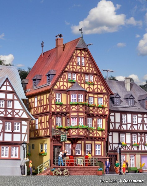 H0-Haus mit Erker in Miltenberg