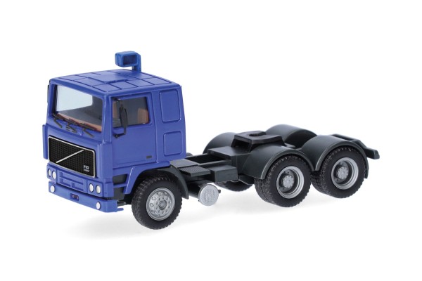 Volvo F10 FD Zugmaschine ultramarinblau
