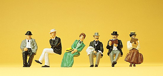 Sitzende Reisende. Um 1900
