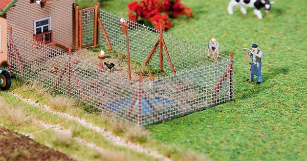 H0-Maschendrahtzaun m. Holzpfosten,340mm