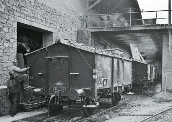 Güterwagen Kalktransport, DB, Ep.III